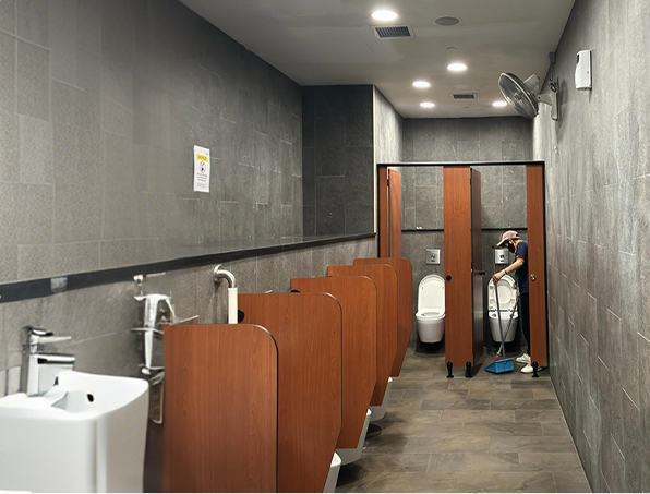 jll success story toilet cleaning 2