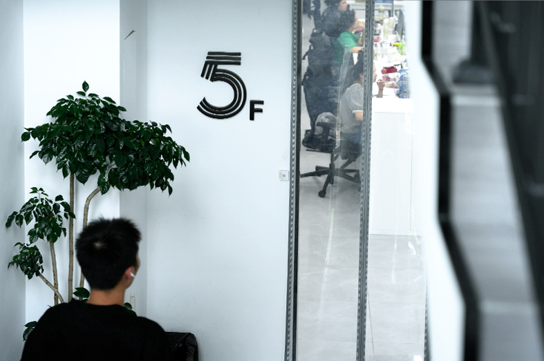 ws202 light controller