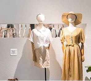 shopping center thermostat application