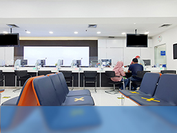 people counting in bank